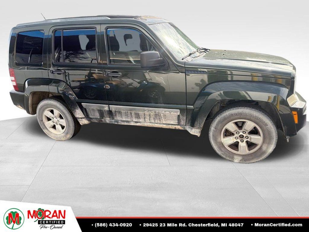 Used 2012 Jeep Liberty Sport w/ Popular Equipment Group AWD/4WD image 2