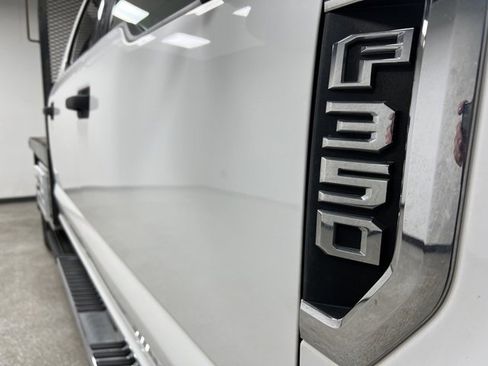 Used 2020 Ford F350 XLT w/ XLT Value Package image 13