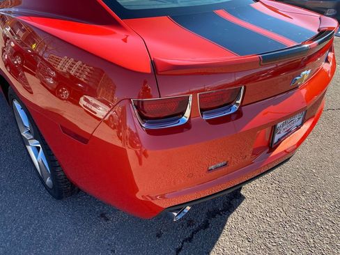 Used 2010 Chevrolet Camaro SS w/ RS Package image 10
