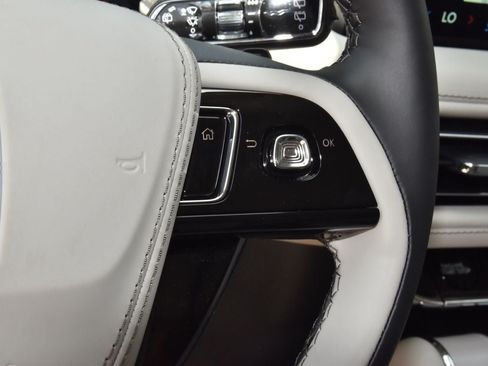 New 2026 Lincoln Aviator Reserve w/ Illumination Package AWD/4WD image 27
