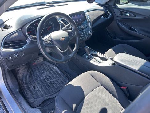 Used 2020 Chevrolet Malibu LT image 17