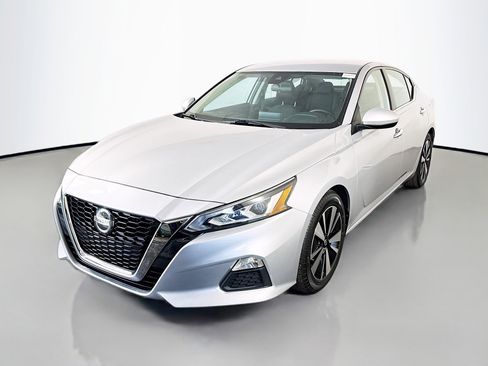 Used 2022 Nissan Altima 2.5 SV image 4