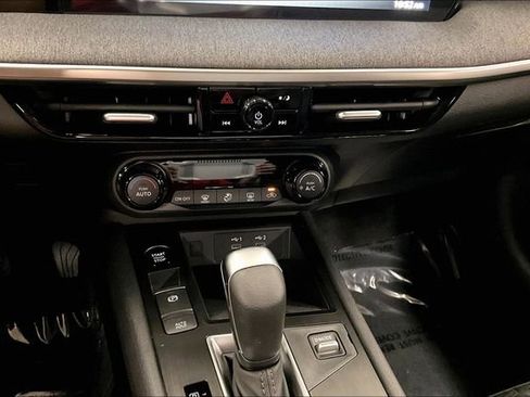 New 2026 Nissan Kicks SV image 24