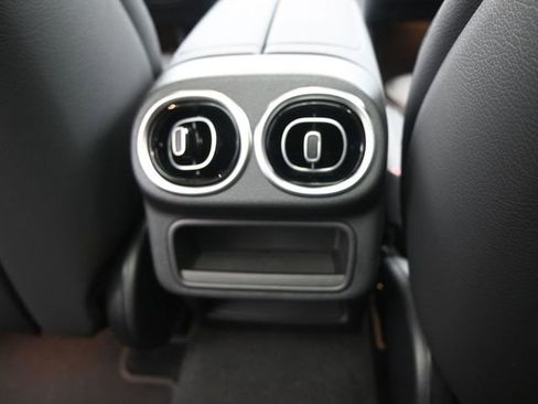 New 2026 Mercedes-Benz GLC 300 image 27