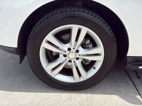 Used 2014 Mercedes-Benz ML 350 4MATIC image 19