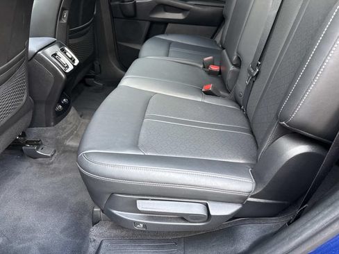 Used 2022 Kia Sorento S w/ Panoramic Sunroof Package FWD image 15