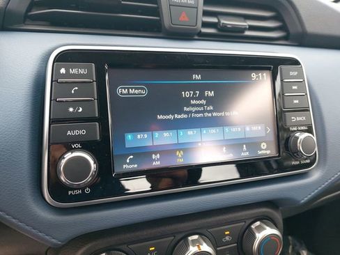 New 2025 Nissan Versa SV w/ Trunk Package image 21