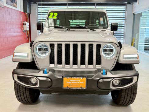 Certified 2022 Jeep Wrangler Unlimited Sahara w/ Cold Weather Group AWD/4WD image 15