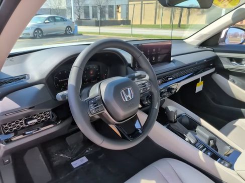 New 2026 Honda Accord EX-L image 32