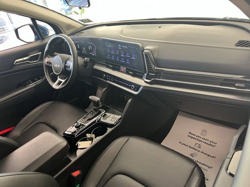 Used 2024 Kia Sportage EX image 43