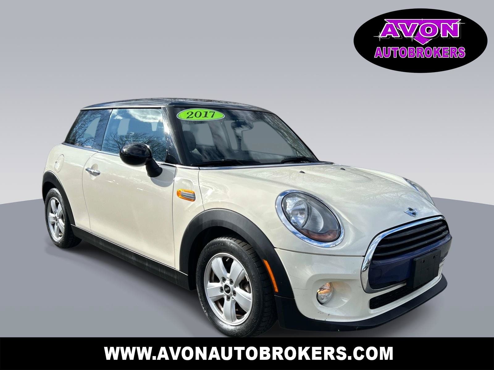 Used 2017 MINI Cooper 2-Door Hardtop FWD image 1