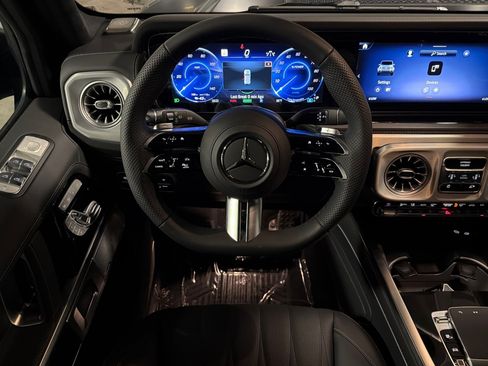 New 2027 Mercedes-Benz G 580 e image 13