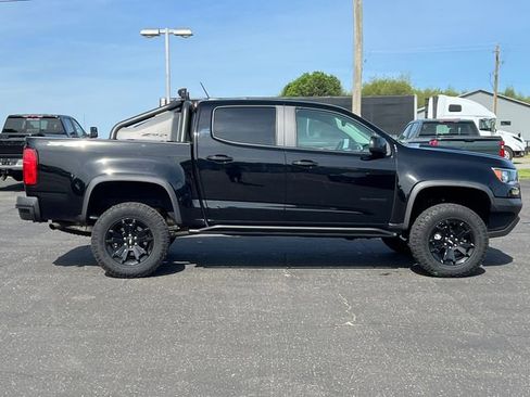 Used 2020 Chevrolet Colorado ZR2 w/ ZR2 Midnight Special Edition AWD/4WD image 52