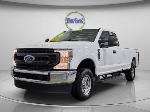 Used 2021 Ford F250 XL w/ Power Equipment Group AWD/4WD image 1
