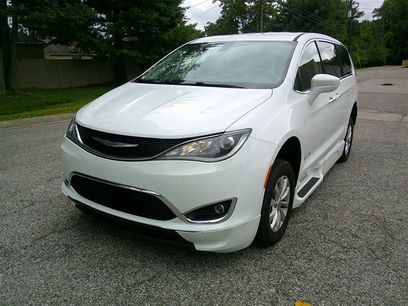 Used 2018 Chrysler Pacifica Touring Plus