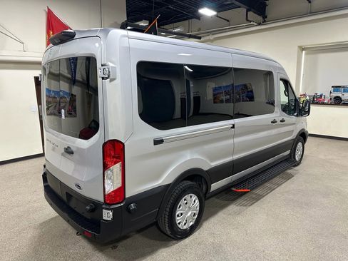 Used 2019 Ford Transit 250 148 Medium Roof image 8