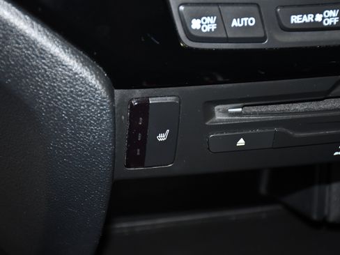 Used 2020 Honda Pilot Touring image 30