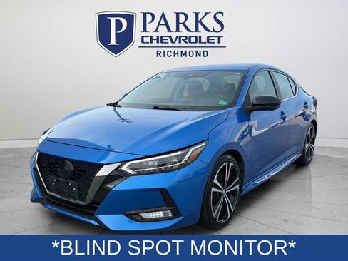 Used 2022 Nissan Sentra SR w/ SR Premium Package FWD image 3