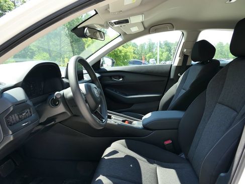 Certified 2026 Honda Accord LX image 13