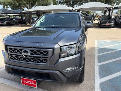 Used 2024 Nissan Frontier SV w/ Technology Package