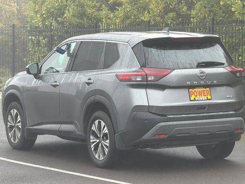 Used 2022 Nissan Rogue SV image 6