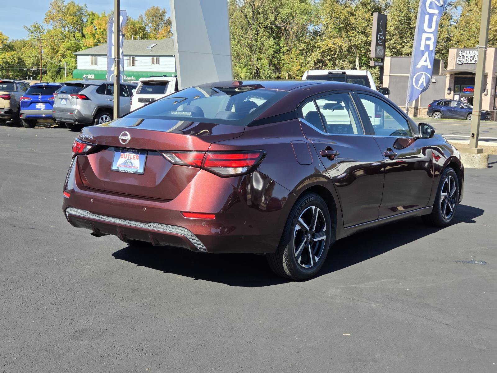 Used 2025 Nissan Sentra SV FWD image 5