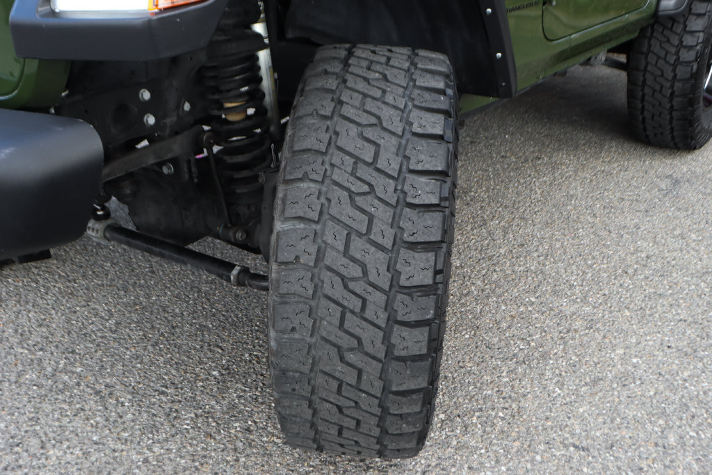Used 2024 Jeep Wrangler Sport AWD/4WD image 38