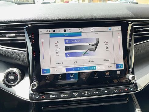 New 2026 Jeep Grand Wagoneer 4WD image 32