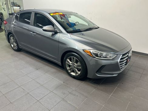Used 2018 Hyundai Elantra SEL FWD image 2