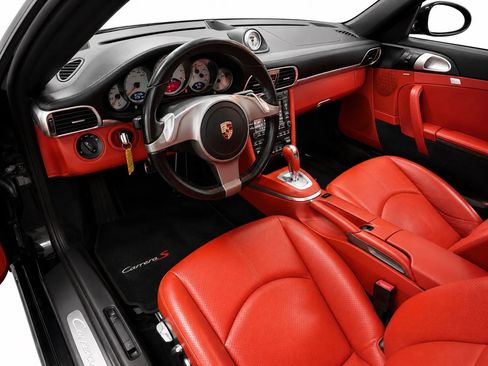 Used 2009 Porsche 911 Carrera S RWD image 9