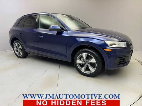 Used 2020 Audi Q5 2.0T Premium w/ Titanium Sport Package AWD/4WD image 7