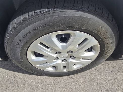 Used 2020 Dodge Journey SE image 7