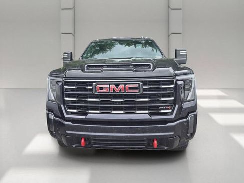 Used 2024 GMC Sierra 2500 AT4 w/ AT4 Premium Plus Package AWD/4WD image 2
