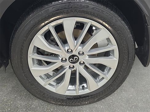 Certified 2023 INFINITI QX50 Luxe image 30