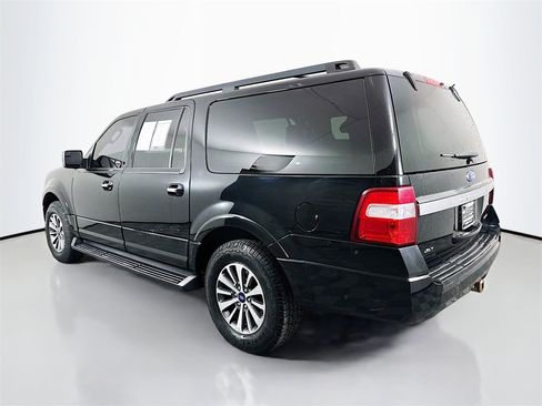 Used 2017 Ford Expedition EL XLT w/ Equipment Group 201A image 5
