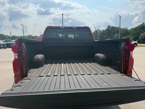Certified 2025 Chevrolet Silverado 1500 RST AWD/4WD image 16