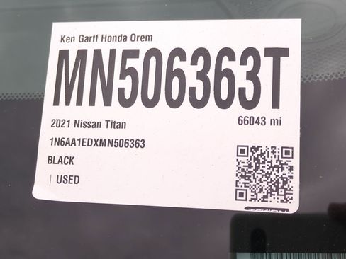 Used 2021 Nissan Titan SV w/ SV Convenience Package image 35