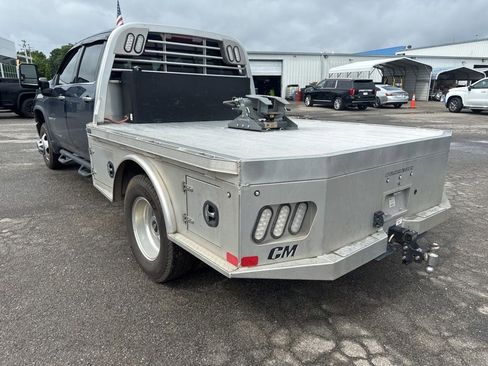 Used 2021 Chevrolet Silverado 3500 LTZ AWD/4WD image 2