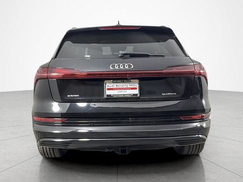 Used 2021 Audi e-tron Premium Plus w/ Premium Plus Package AWD/4WD image 4