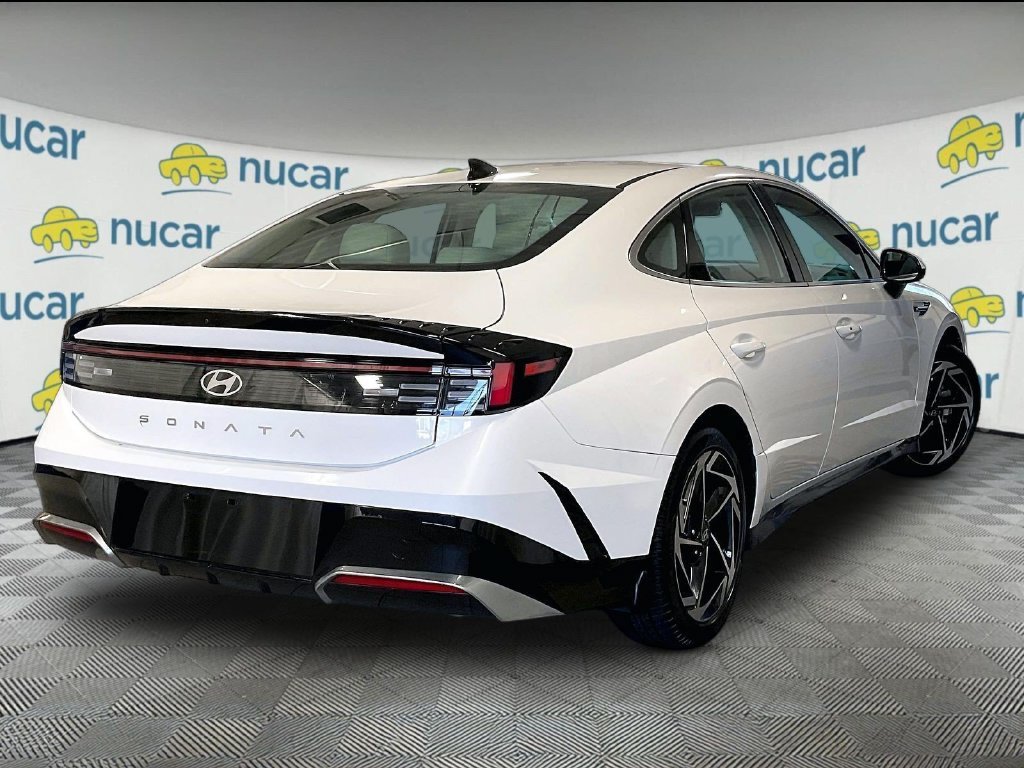 Used 2026 Hyundai Sonata SEL FWD image 6