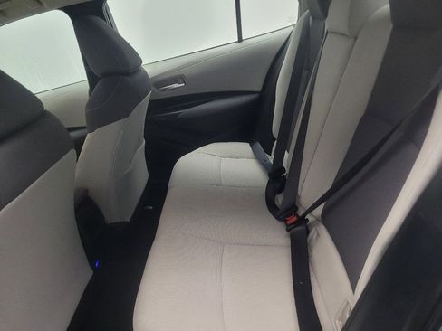Used 2021 Toyota Corolla LE FWD image 18