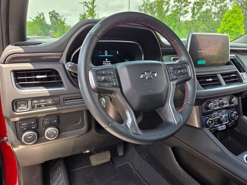 Used 2024 Chevrolet Tahoe RST w/ Luxury Package AWD/4WD image 11