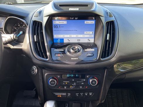 Used 2017 Ford Escape Titanium w/ Equipment Group 301A AWD/4WD image 26