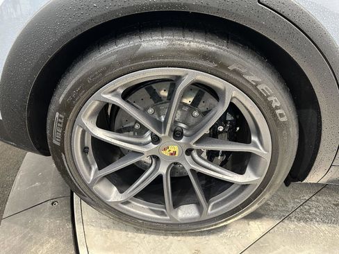 Certified 2024 Porsche Cayenne Turbo GT image 11