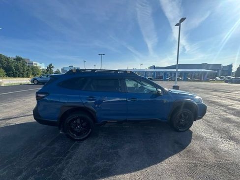 Used 2025 Subaru Outback Wilderness AWD/4WD image 8