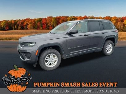 Used 2023 Jeep Grand Cherokee Laredo w/ Trailer Tow Prep Group (B)