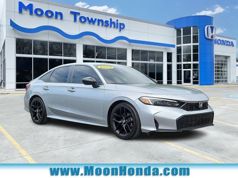 Used 2025 Honda Civic Sport image 1