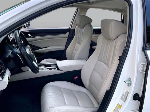 Used 2022 Honda Accord EX-L image 8