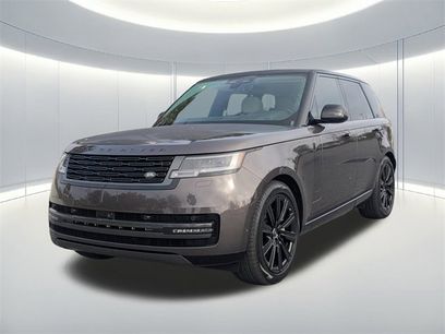 Used 2025 Land Rover Range Rover SE