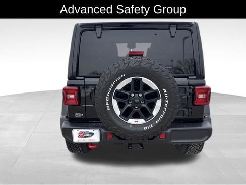 Used 2022 Jeep Wrangler Unlimited Rubicon w/ Cold Weather Group AWD/4WD image 5